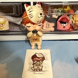 Hirono the fox popmart figure